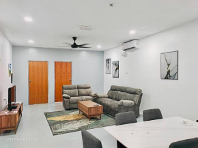 83 Riviera village homestay